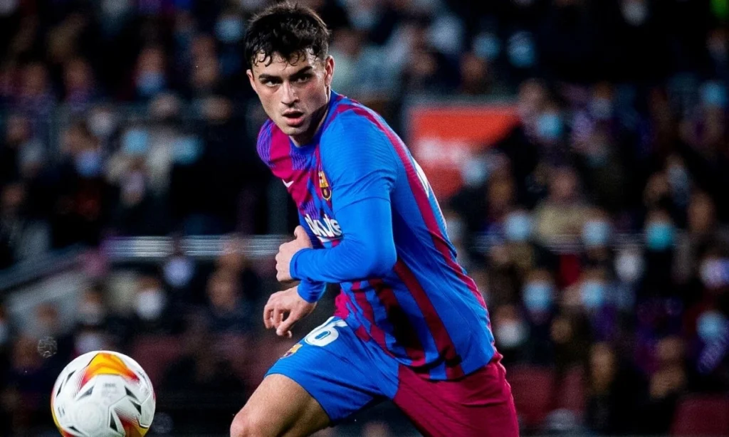 Toni Kroos: 'Pedri mới là ngôi sao sáng nhất của Barcelona'